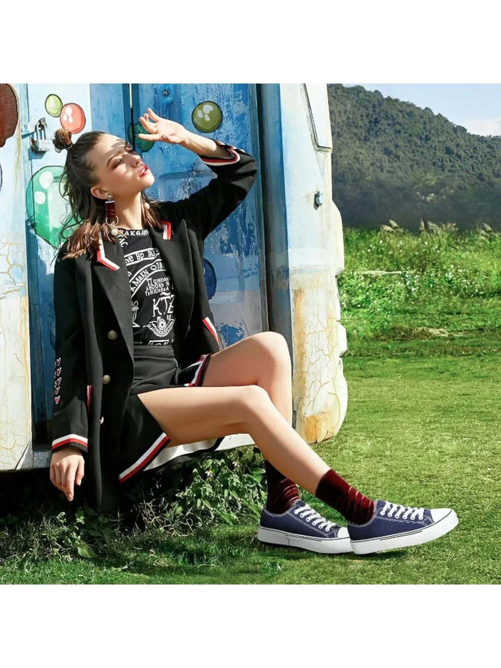 Women's Navy Lightweight Low Top Lace Up Casual Fashion Walking Sneakers
